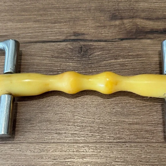 🐴 Happy Mouth Shaped Mullen Mouth King Hunter D Ring. 5 1/4" 🐴 - Picture 2 of 4